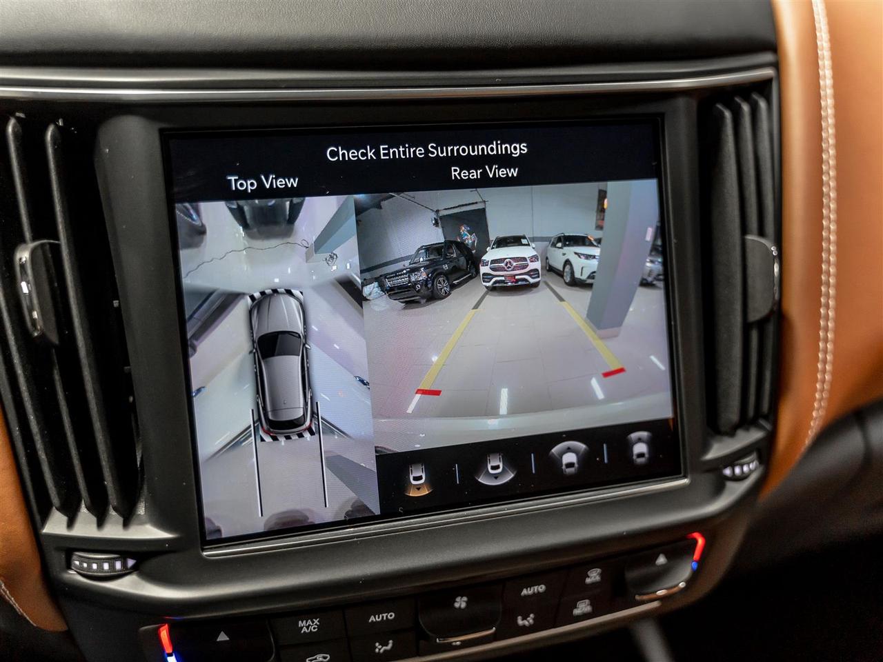 2021 Maserati Levante GranLusso|Luxury Package|Zegna Interior Photo