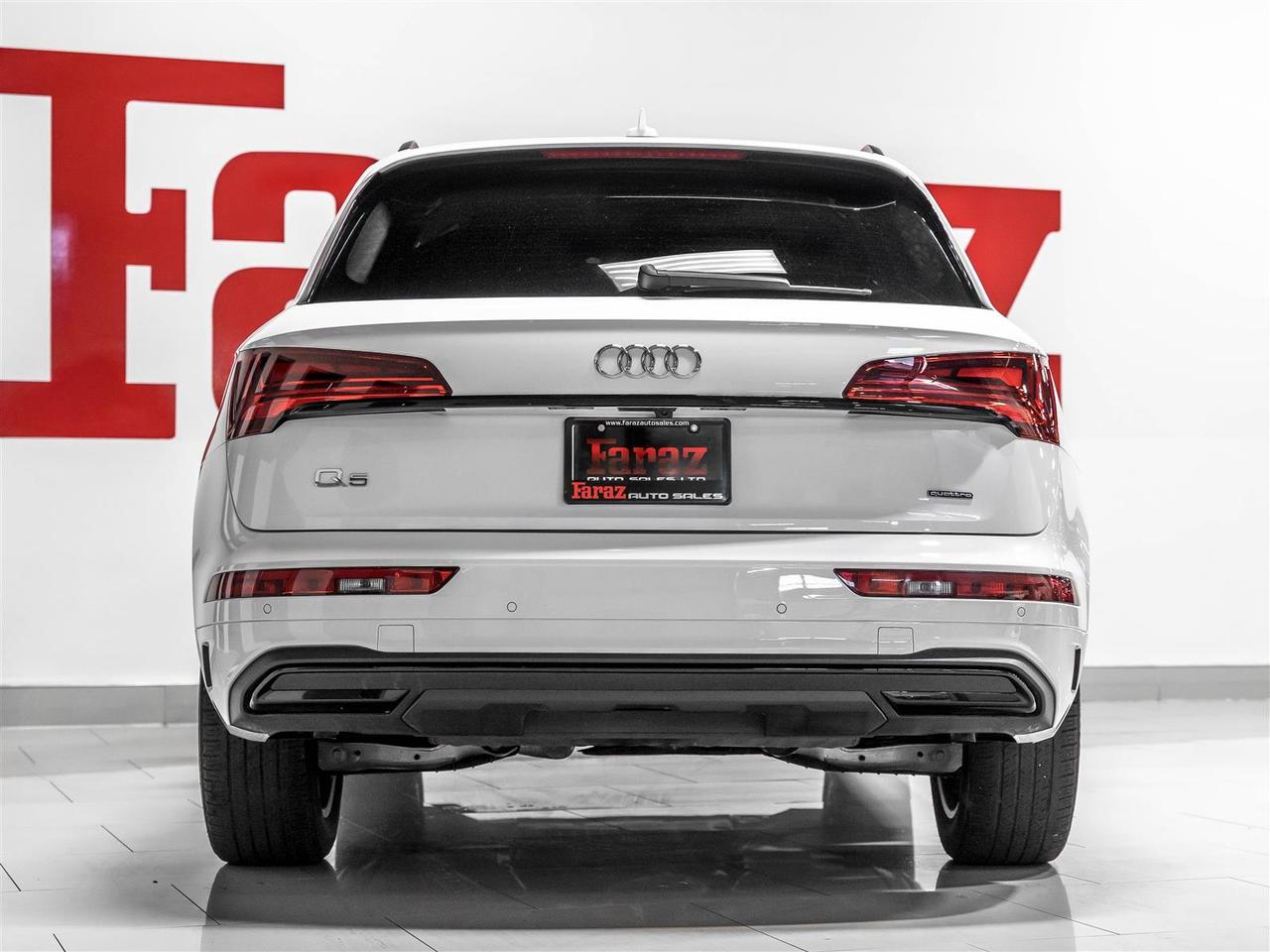 2023 Audi Q5 Komfort|Black Optics Pkg|Side Assist|19inch Sport Wheels Photo