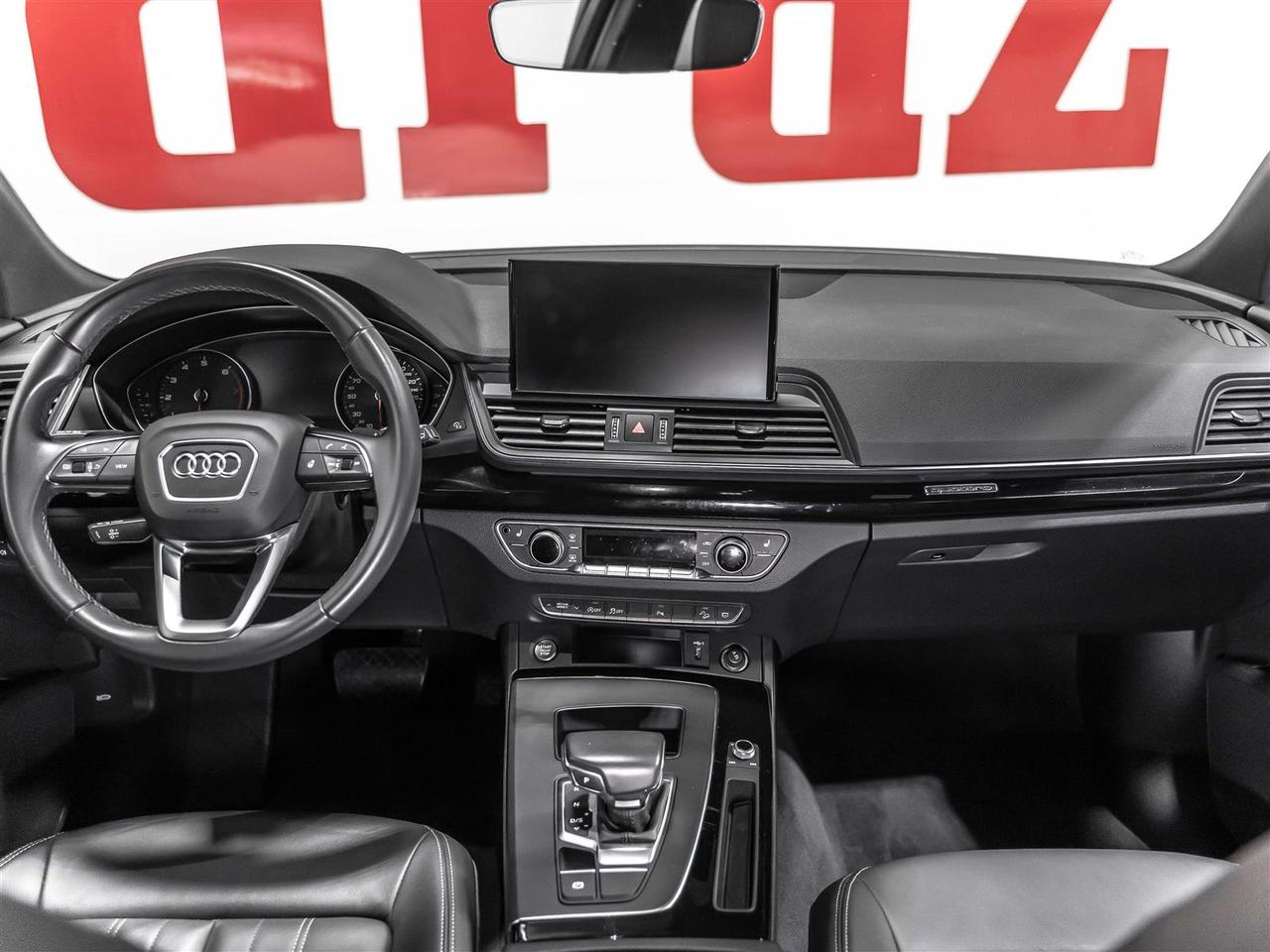 2023 Audi Q5 Komfort|Black Optics Pkg|Side Assist|19inch Sport Wheels Photo