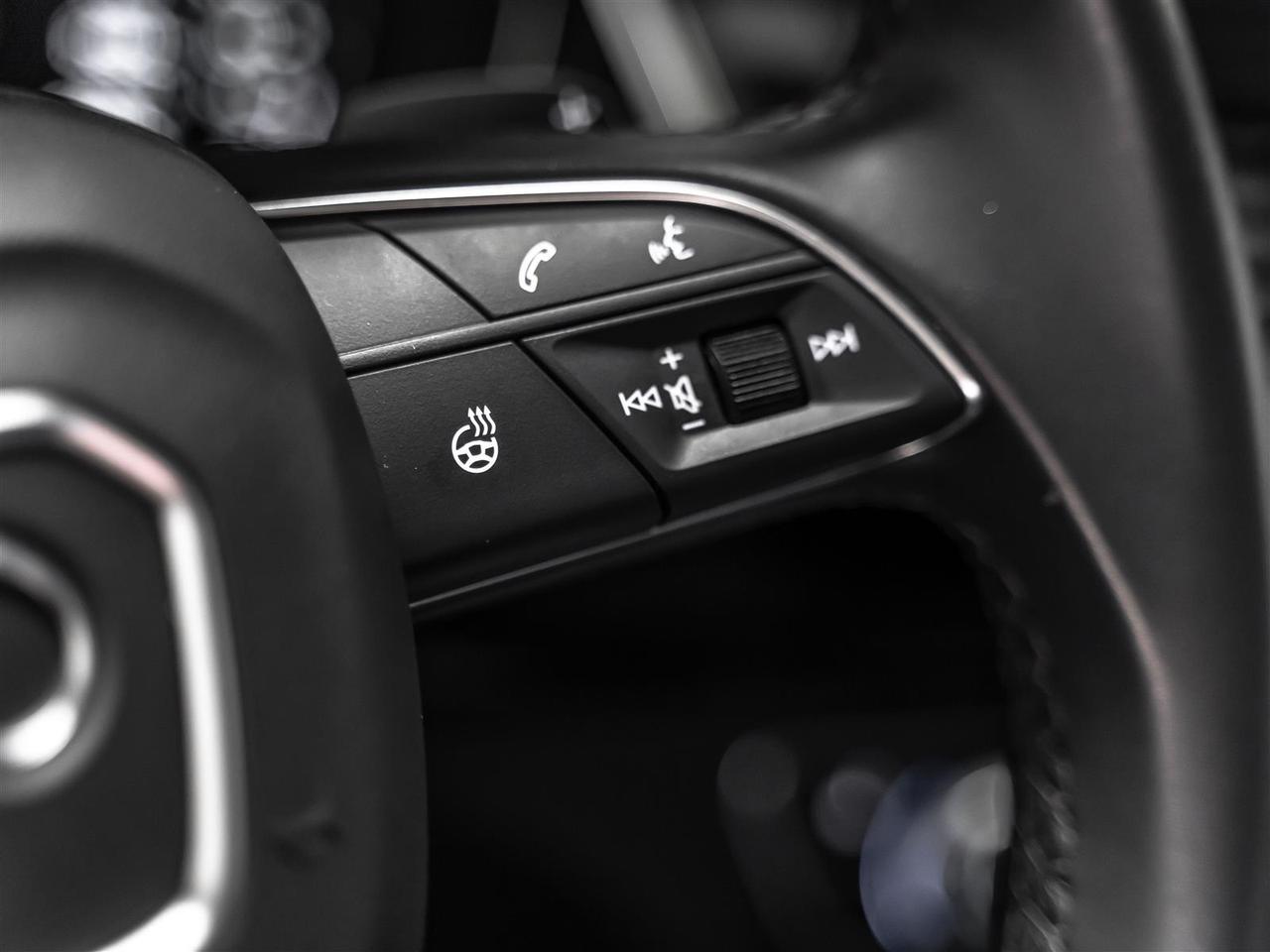 2023 Audi Q5 Komfort|Black Optics Pkg|Side Assist|19inch Sport Wheels Photo