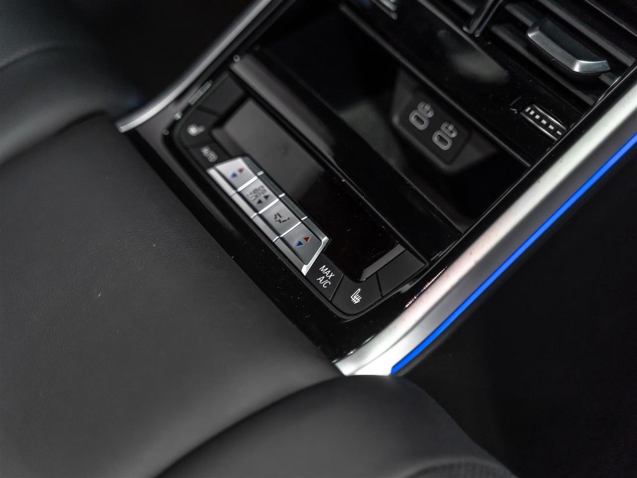 2020 BMW 850i M850i xDrive|Gran Coupe|Individual Interior|Fully Loaded Photo