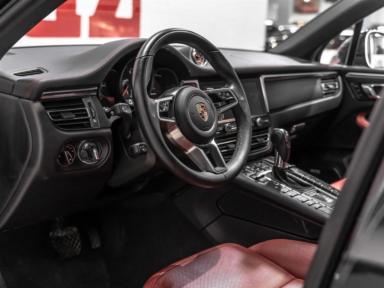 2020 Porsche Macan Premium Plus Pkg|Accident Free|One Owner|Low Km's Photo