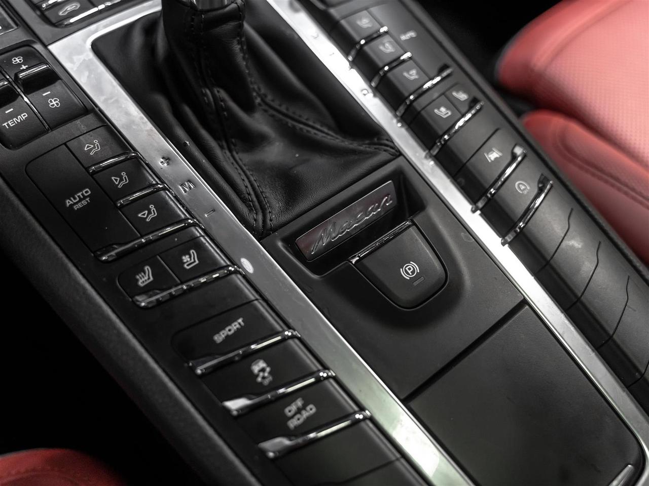 2020 Porsche Macan Premium Plus Pkg|Accident Free|One Owner|Low Km's Photo