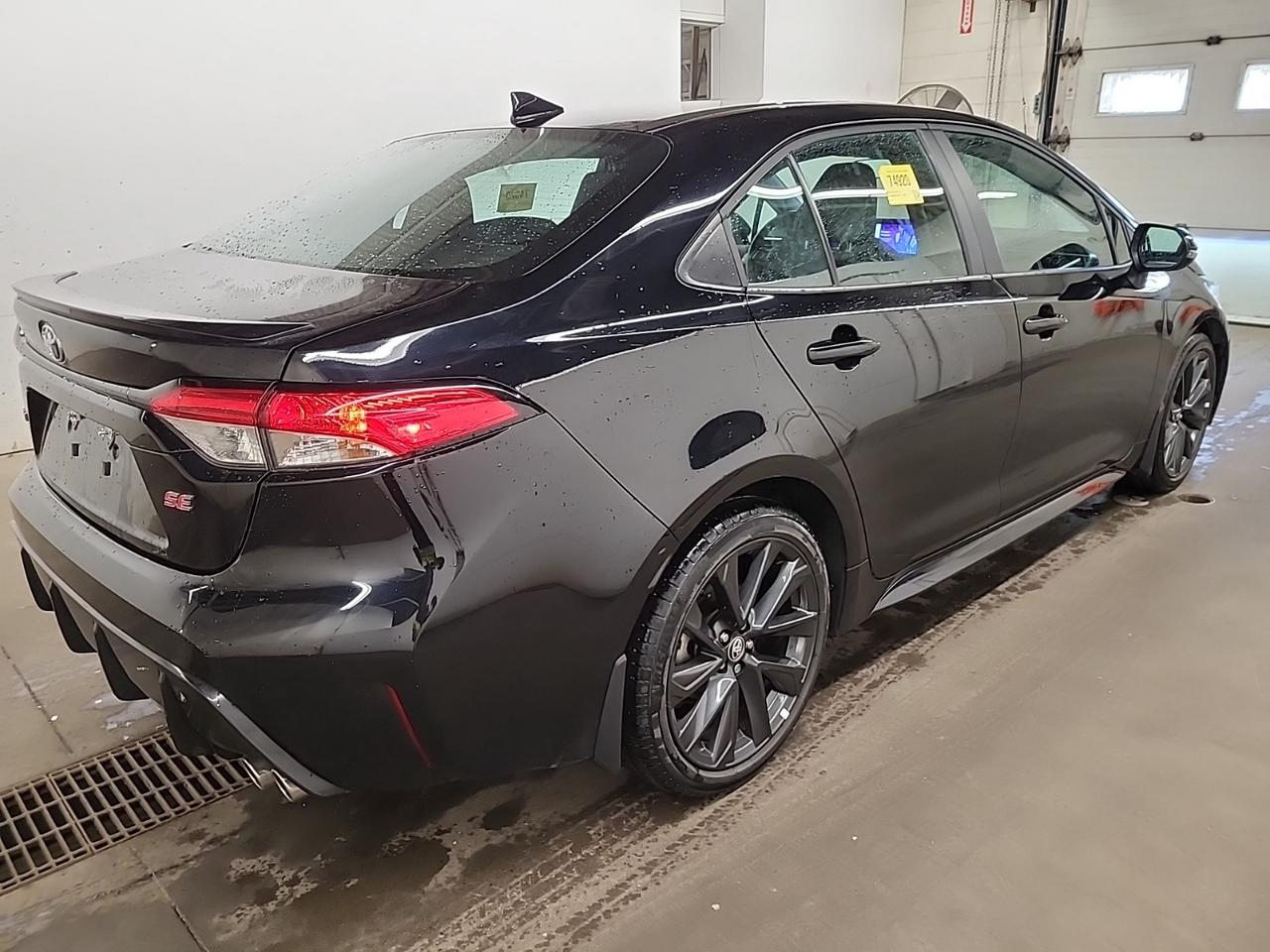 2024 Toyota Corolla SE | UPGRADE | SUNROOF | 2.0 L | HTD STEERING | NO ACCIDENTS Photo