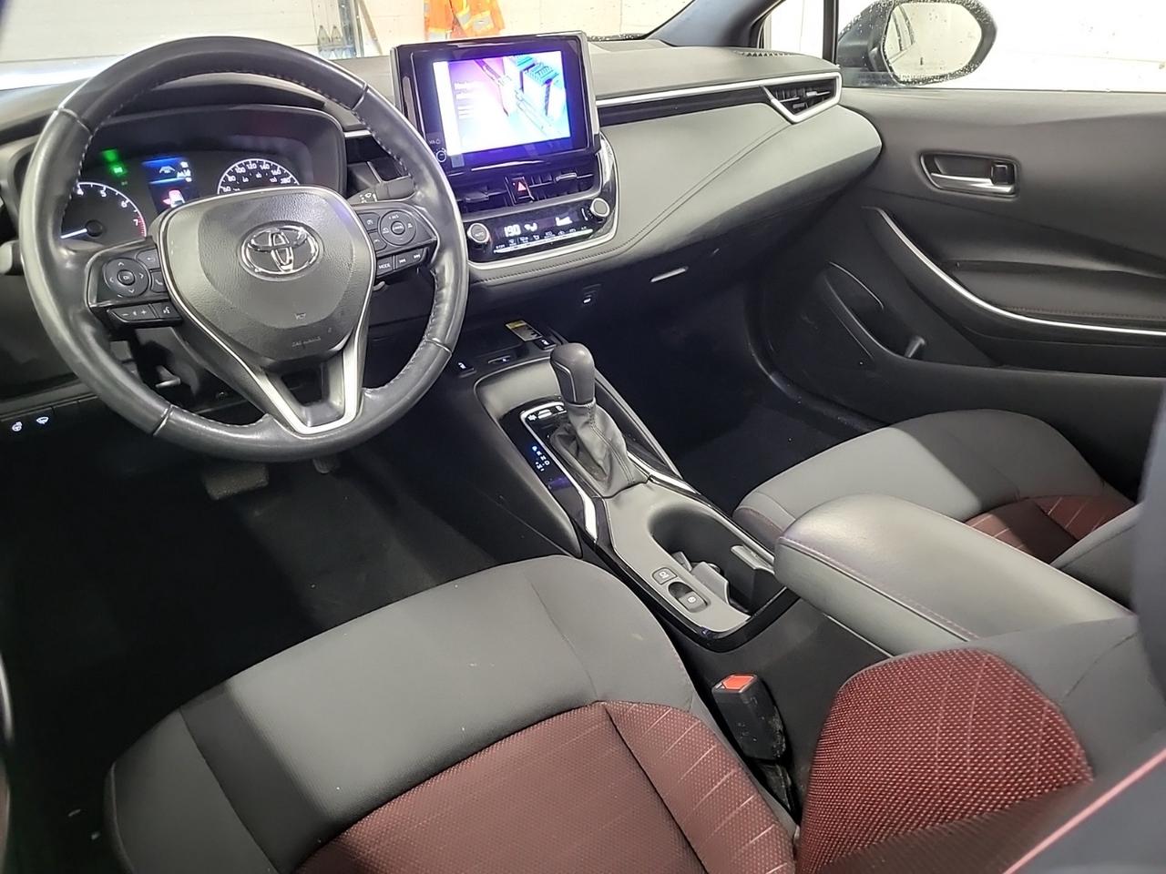 2024 Toyota Corolla SE | UPGRADE | SUNROOF | 2.0 L | HTD STEERING | NO ACCIDENTS Photo