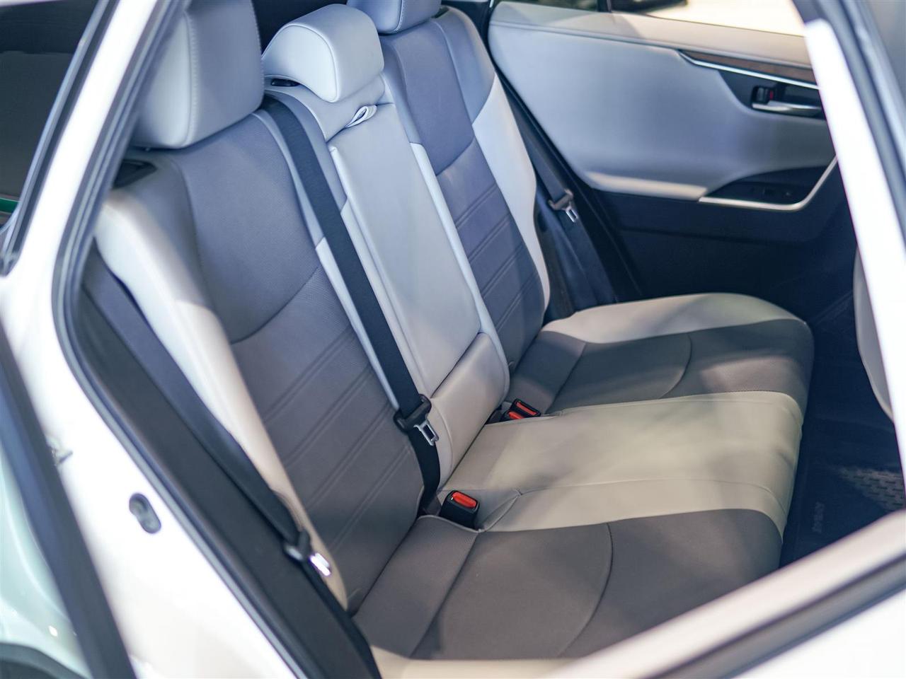 2020 Toyota RAV4 Hybrid LIMITED HYBRID | TOYOTA SERVICED | ONE OWNER | NO ACCIDENTS Photo