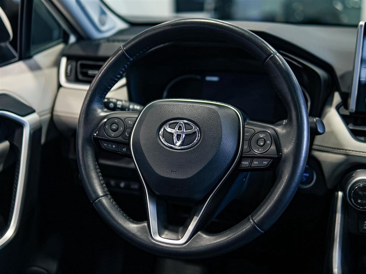 2020 Toyota RAV4 Hybrid LIMITED HYBRID | TOYOTA SERVICED | ONE OWNER | NO ACCIDENTS Photo