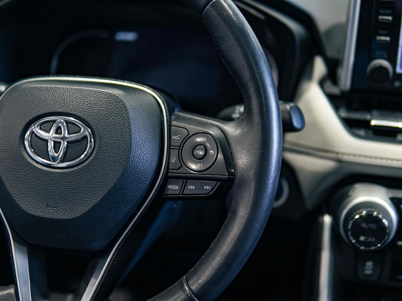 2020 Toyota RAV4 Hybrid LIMITED HYBRID | TOYOTA SERVICED | ONE OWNER | NO ACCIDENTS Photo