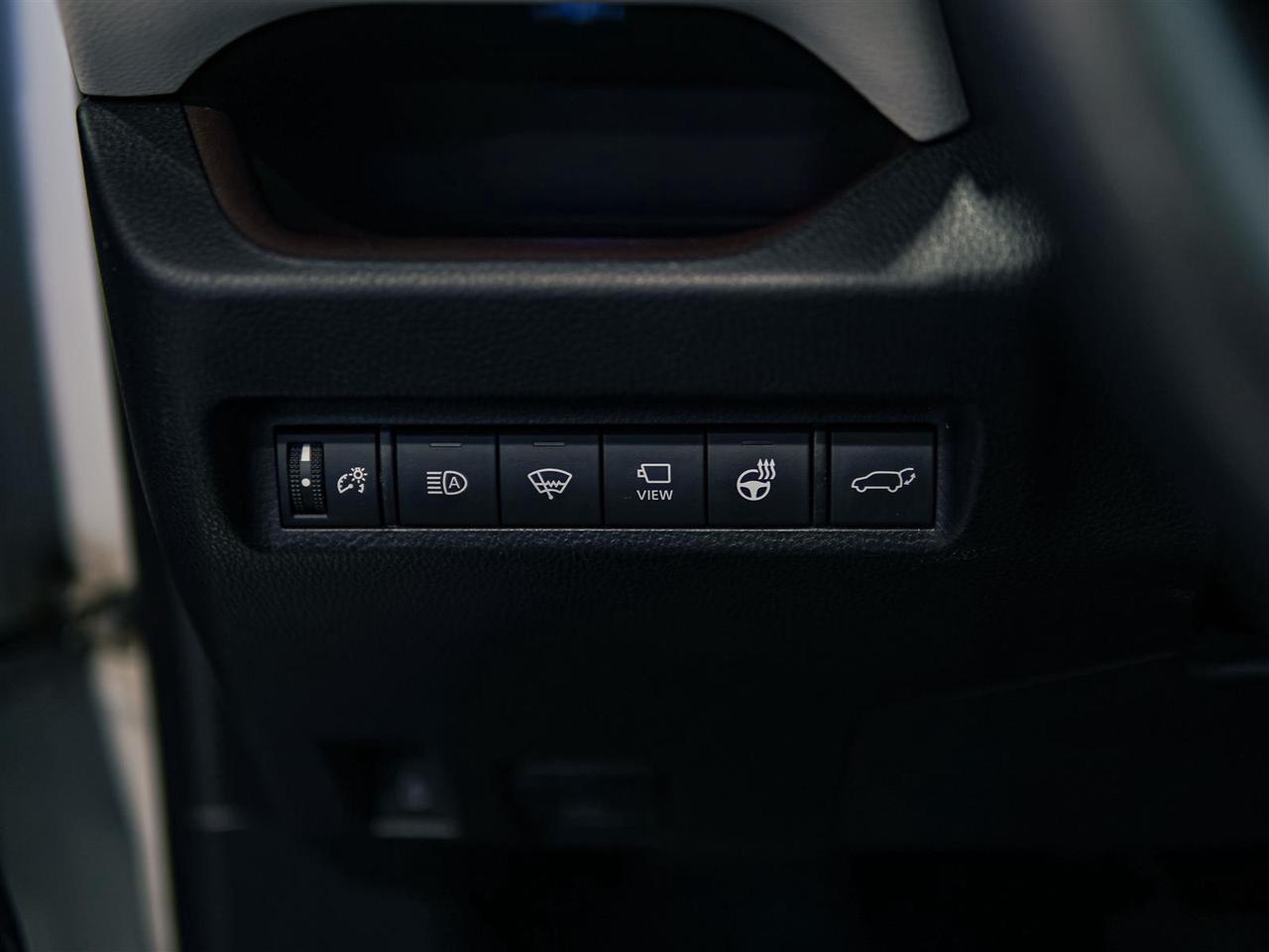 2020 Toyota RAV4 Hybrid LIMITED HYBRID | TOYOTA SERVICED | ONE OWNER | NO ACCIDENTS Photo