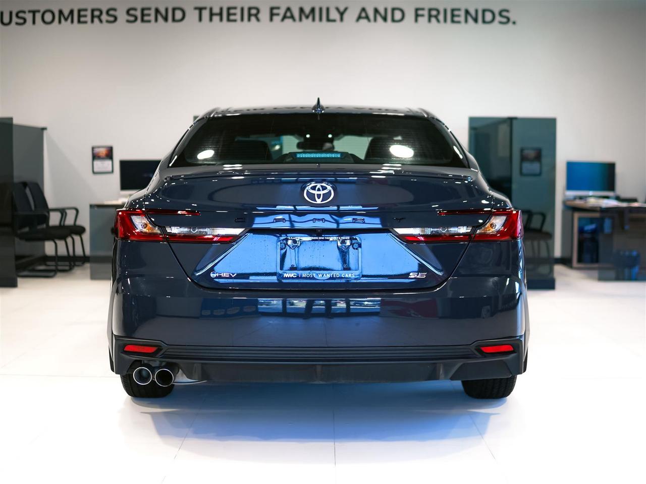 2025 Toyota Camry HYBRID SE | HYBRID | LEATHER | NO ACCIDENTS Photo