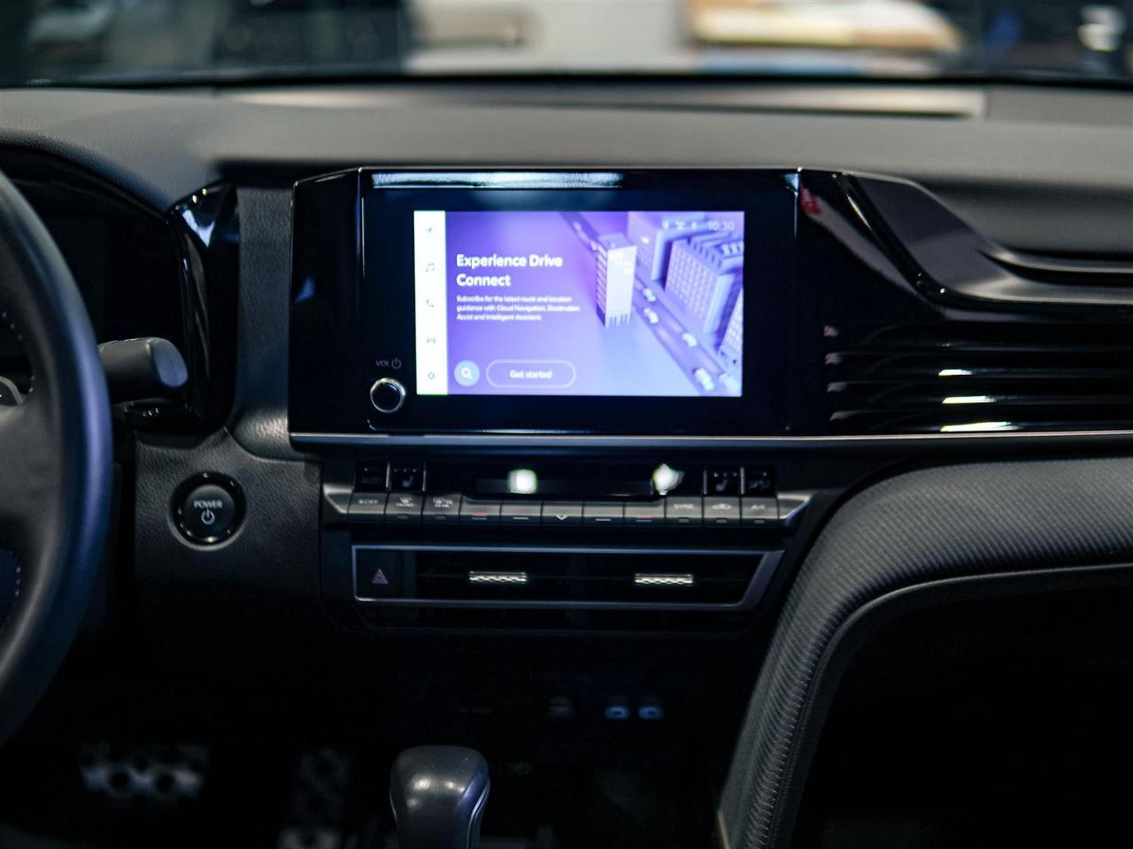 2025 Toyota Camry HYBRID SE | HYBRID | LEATHER | NO ACCIDENTS Photo