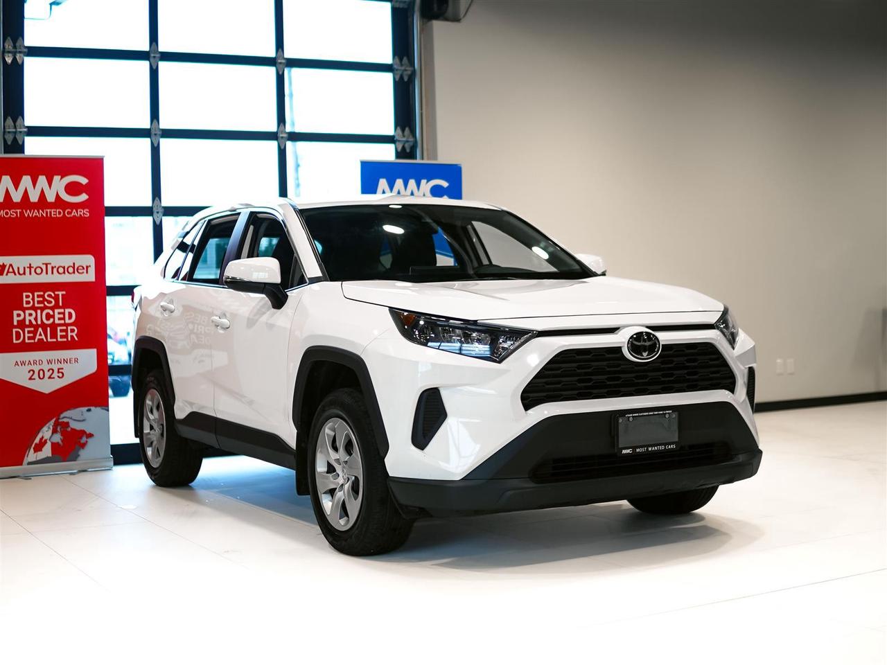 2025 Toyota RAV4 LE AWD | BLIND SPOT | APP CONNECT | NO ACCIDENTS Photo