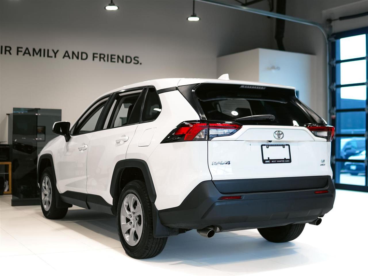 2025 Toyota RAV4 LE AWD | BLIND SPOT | APP CONNECT | NO ACCIDENTS Photo