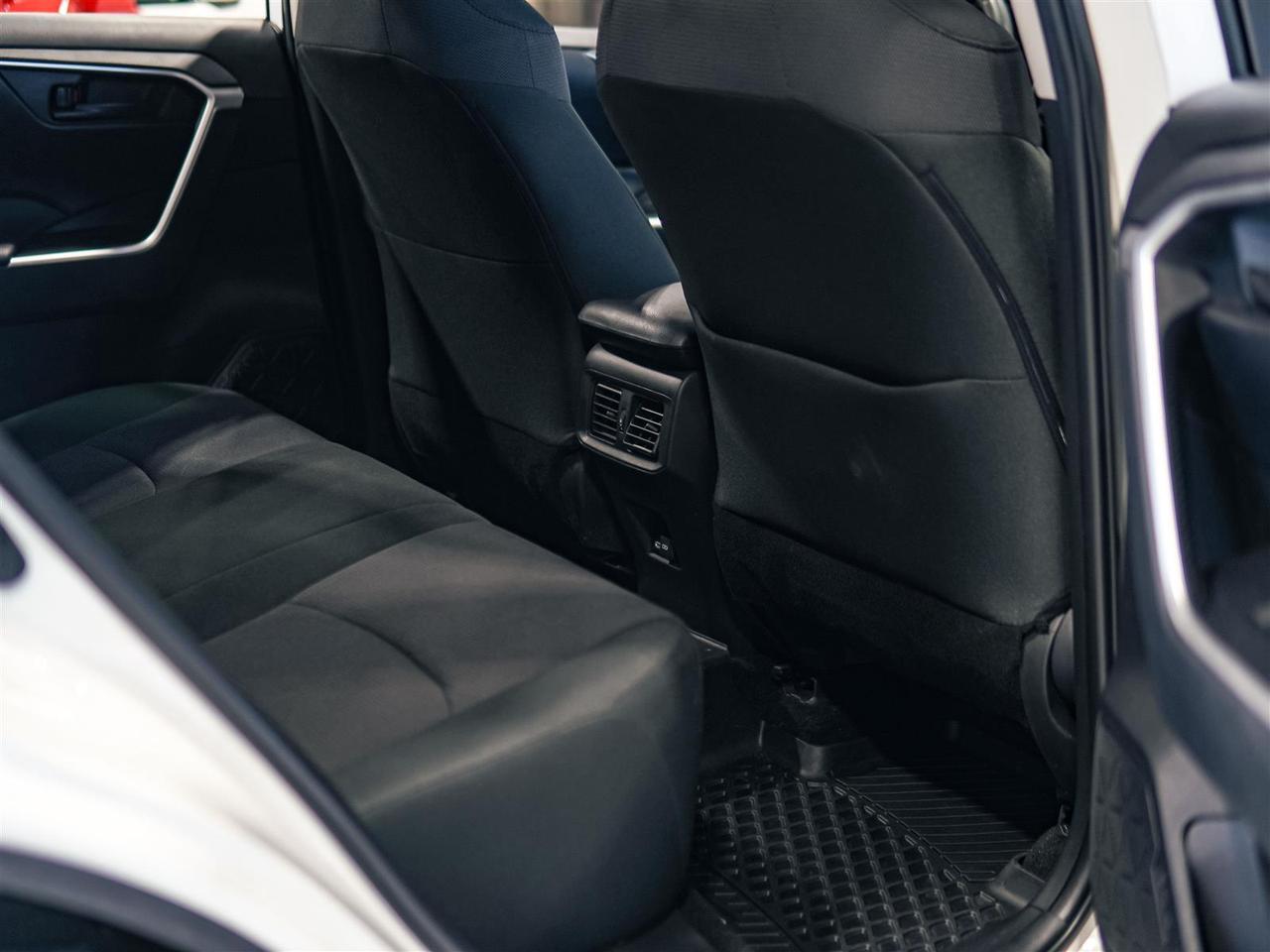 2025 Toyota RAV4 LE AWD | BLIND SPOT | APP CONNECT | NO ACCIDENTS Photo