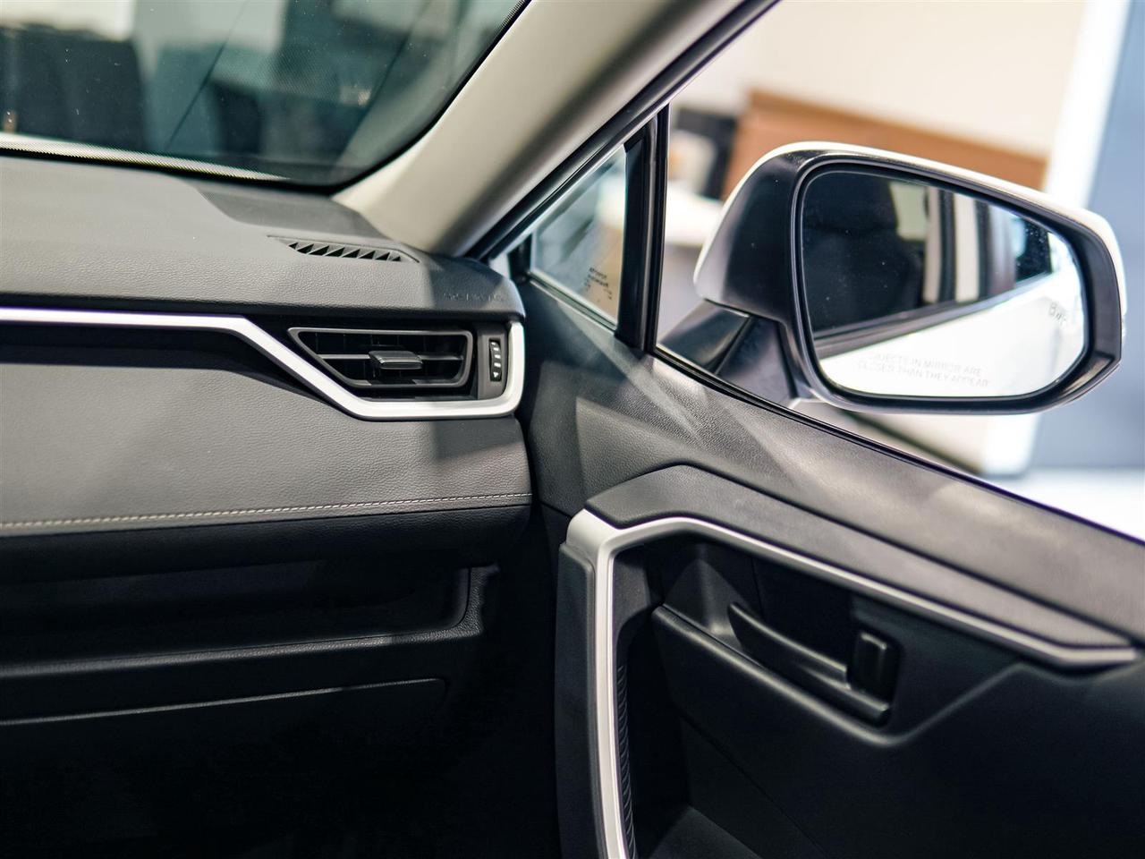 2025 Toyota RAV4 LE AWD | BLIND SPOT | APP CONNECT | NO ACCIDENTS Photo