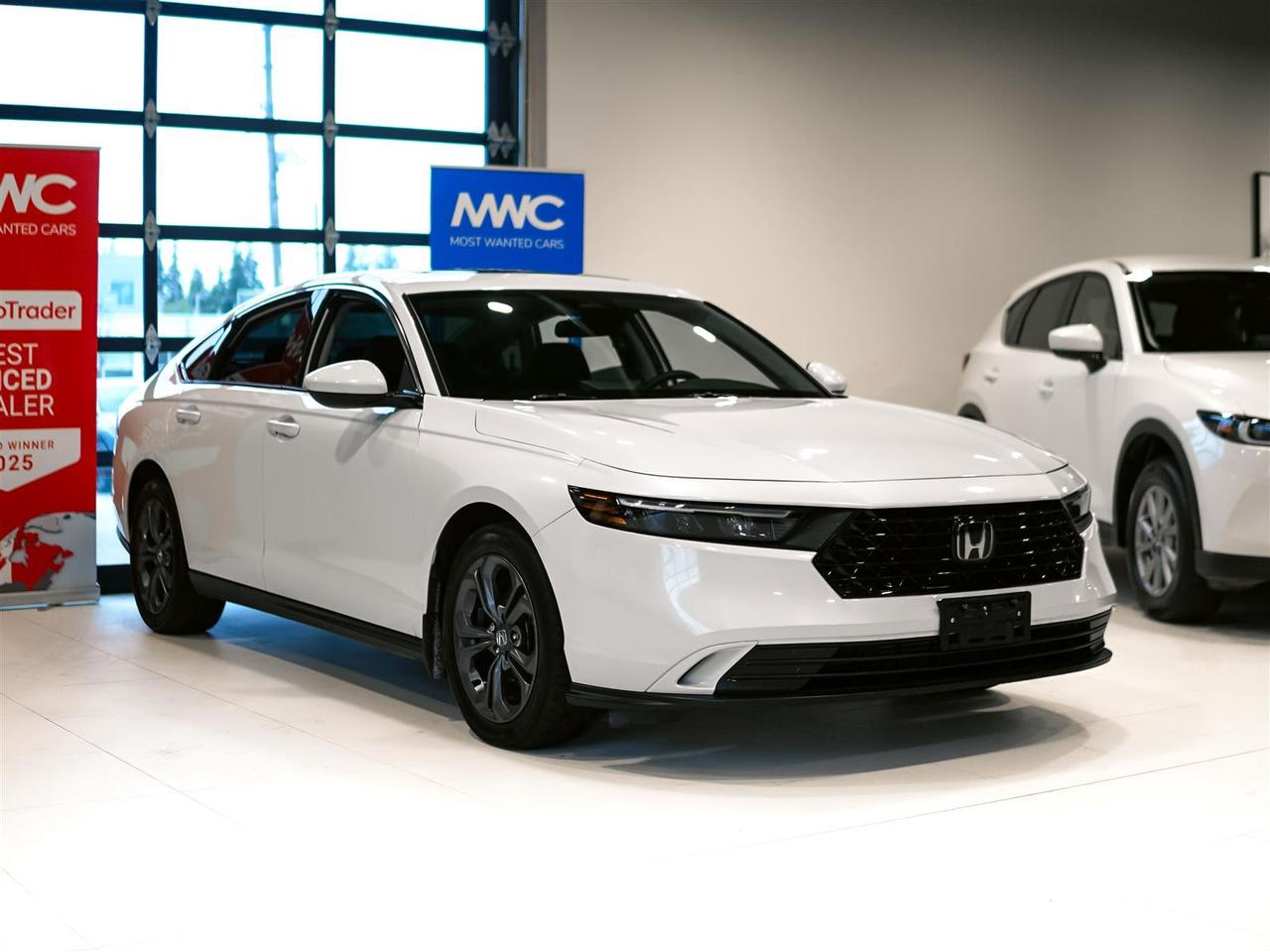 2024 Honda Accord EX | SUNROOF | HONDA SERVICED | NO ACCIDENTS Photo3
