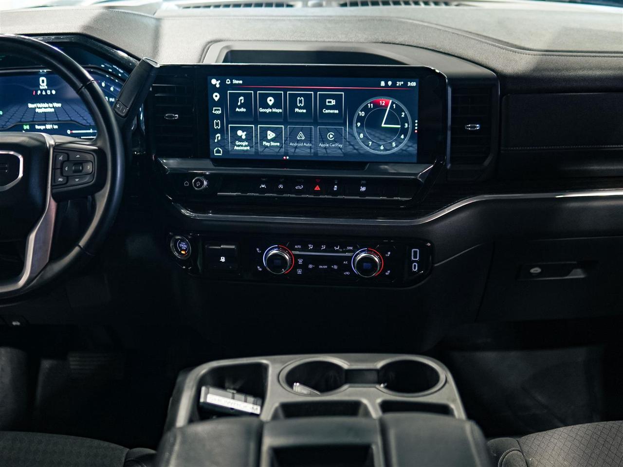 2023 GMC Sierra 1500 SLE CREW CAB 5.3L V8 4X4 | NO ACCIDENTS | 1 OWNR Photo