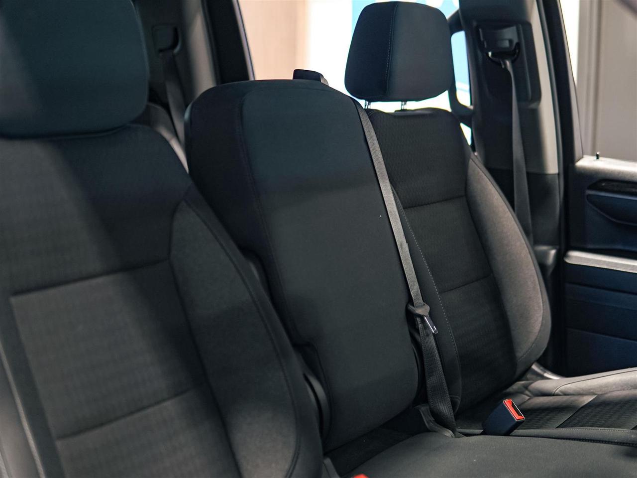 2023 GMC Sierra 1500 SLE CREW CAB 5.3L V8 4X4 | NO ACCIDENTS | 1 OWNR Photo