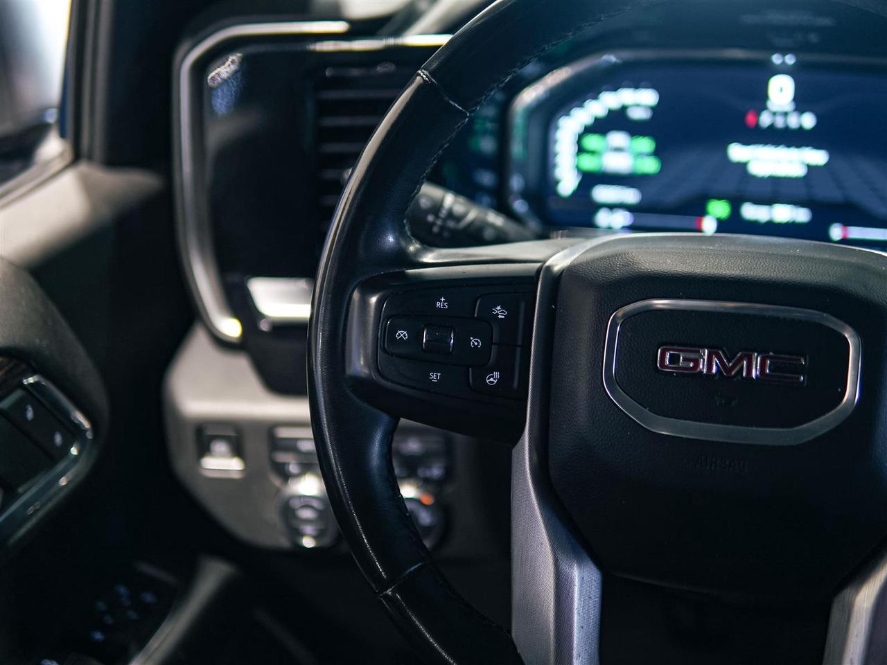 2023 GMC Sierra 1500 SLE CREW CAB 5.3L V8 4X4 | NO ACCIDENTS | 1 OWNR Photo