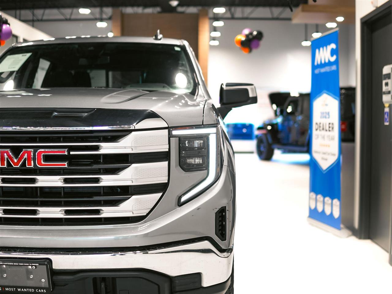 2023 GMC Sierra 1500 SLE CREW CAB 5.3L V8 4X4 | NO ACCIDENTS | 1 OWNR Photo