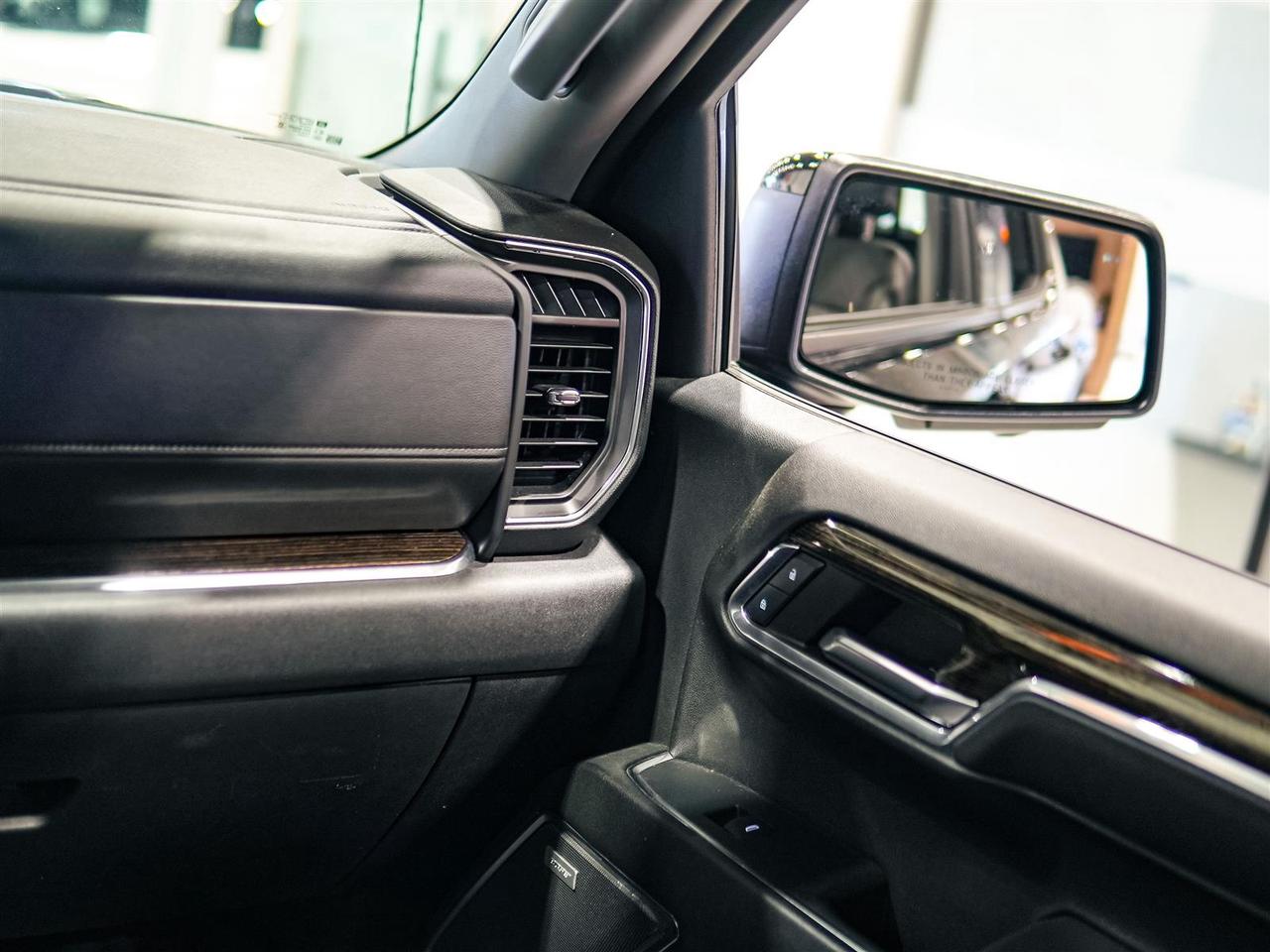 2024 GMC Sierra 1500 ELEVATION | X31 LEATHER SUNROOF BOSE 360 CAM BLIND Photo