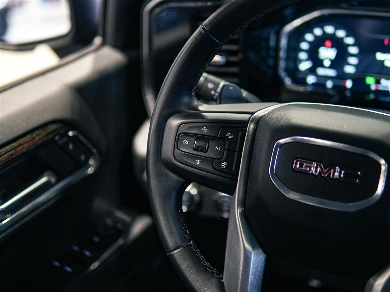 2024 GMC Sierra 1500 ELEVATION | X31 LEATHER SUNROOF BOSE 360 CAM BLIND Photo
