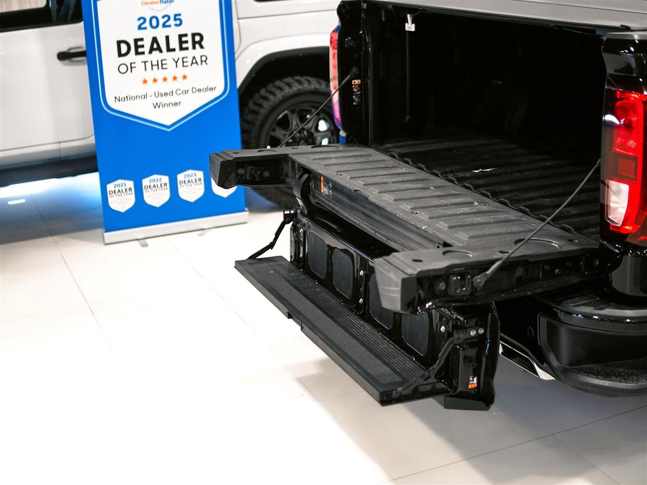 2024 GMC Sierra 1500 ELEVATION | X31 LEATHER SUNROOF BOSE 360 CAM BLIND Photo