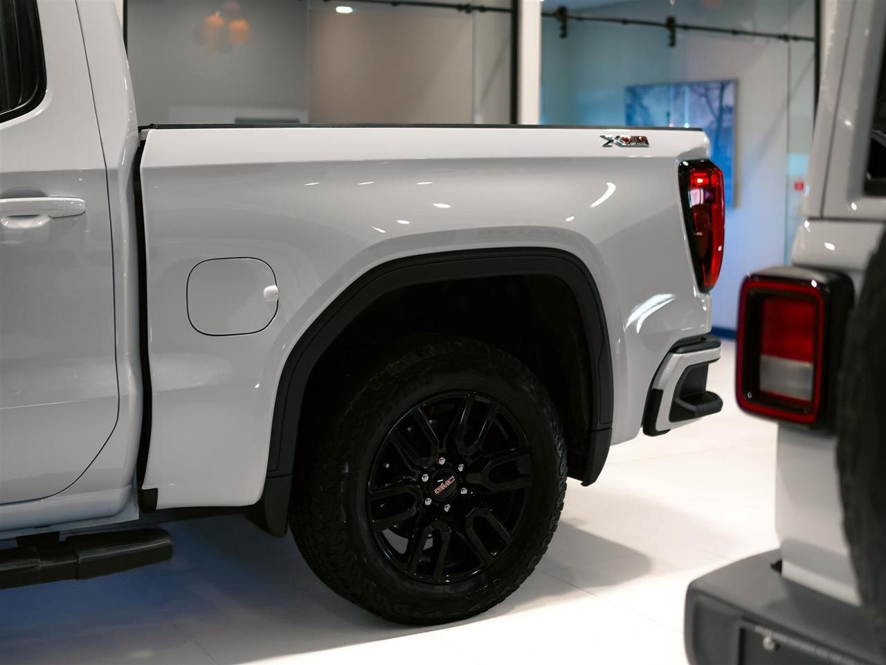 2024 GMC Sierra 1500 ELEVATION | X31 LEATHER SUNROOF BOSE 360 CAM BLIND Photo