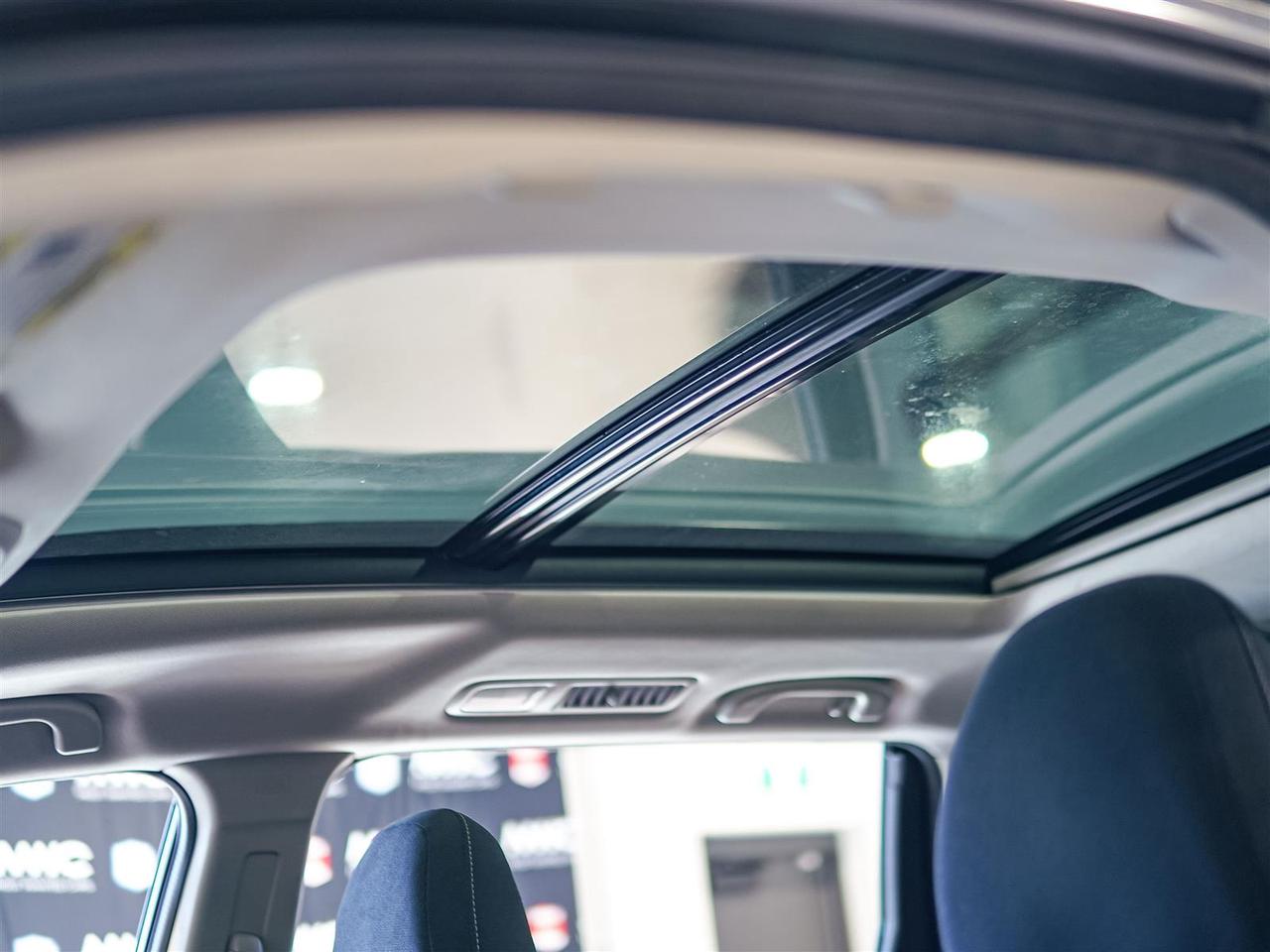 2020 Subaru ASCENT TOURING | PANO ROOF | EYE SIGHT | NO ACCIDENTS Photo