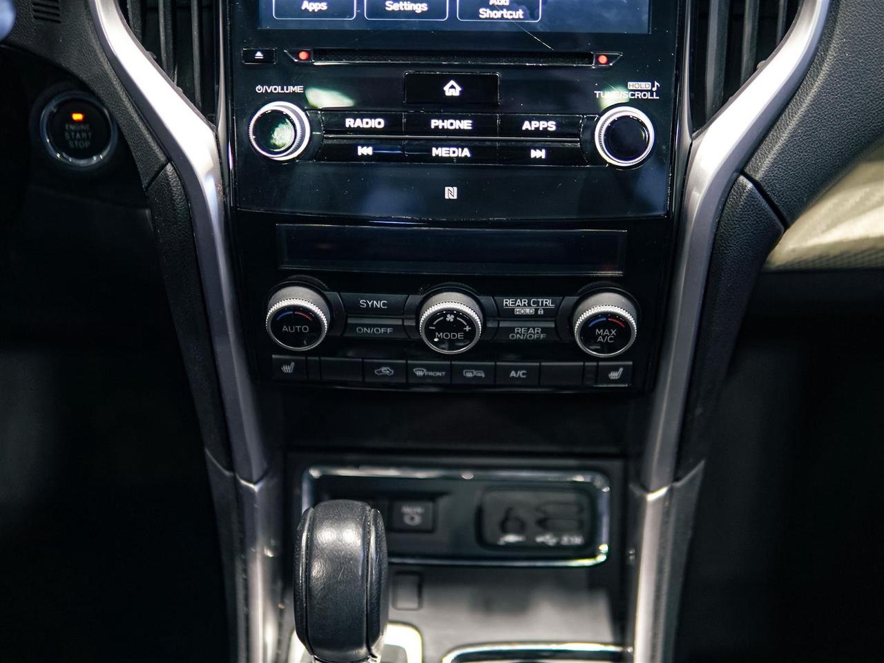 2020 Subaru ASCENT TOURING | PANO ROOF | EYE SIGHT | NO ACCIDENTS Photo