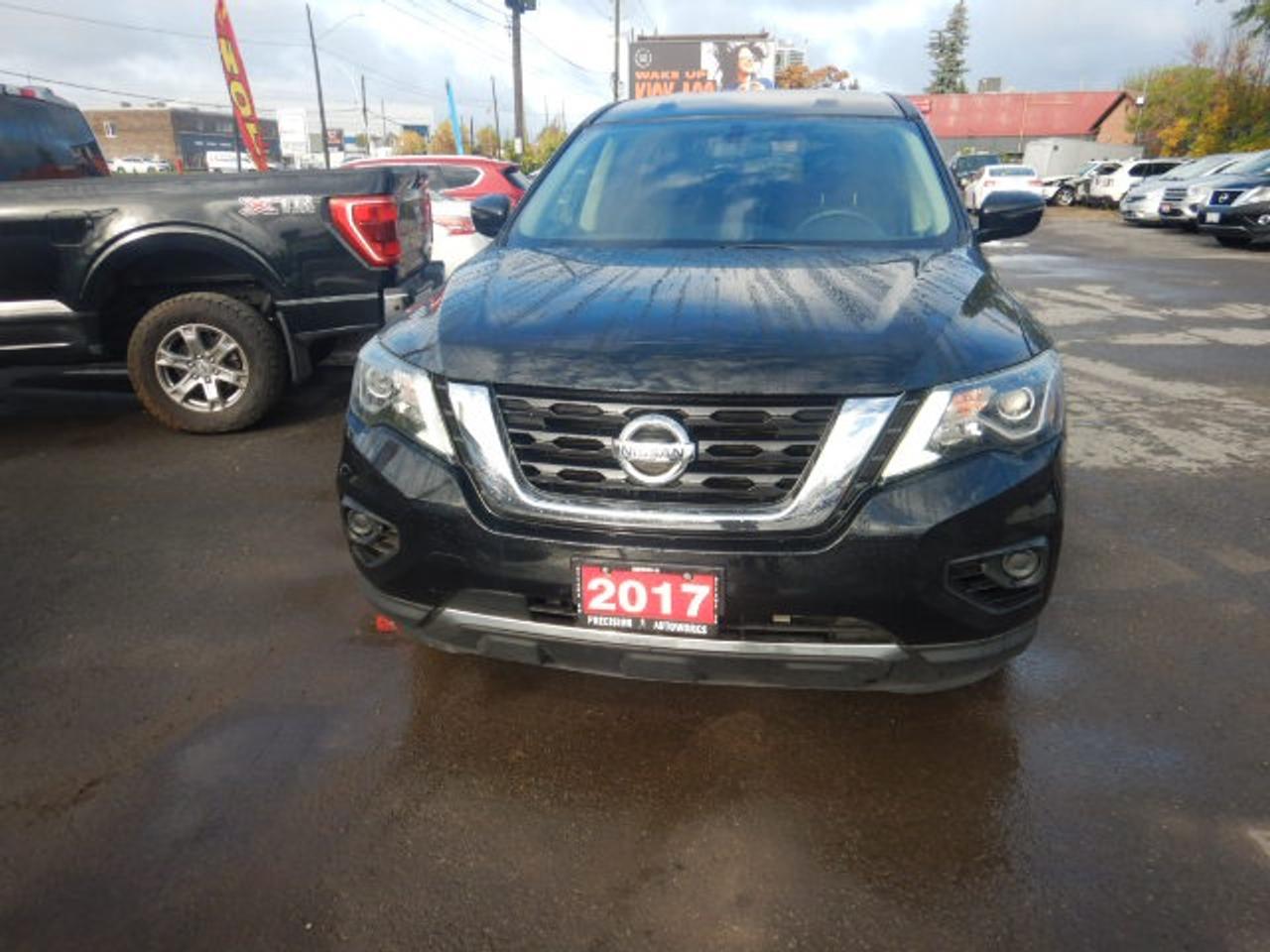 2017 Nissan Pathfinder S Photo5