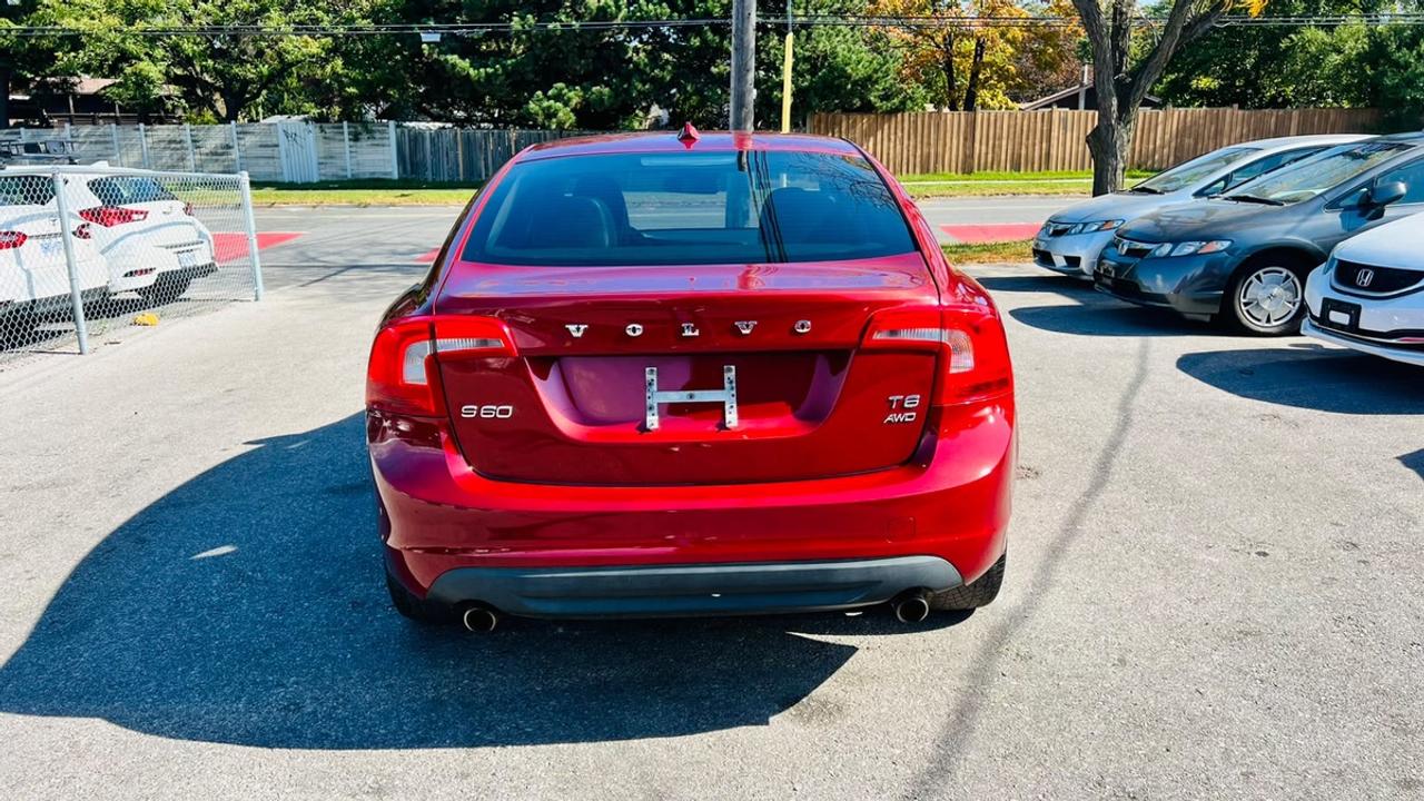 2011 Volvo S60 T6 Photo