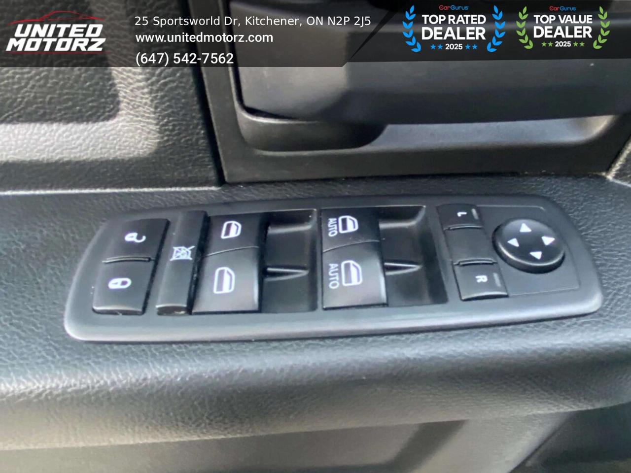 2019 RAM 1500 Classic HEMI 5.7L TRADESMAN CREW CAB 4WD V8~SAFE Photo