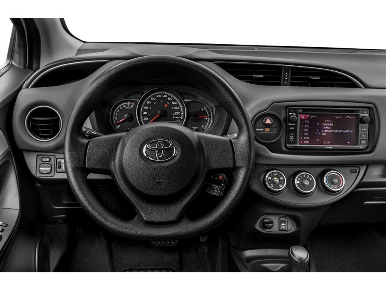2015 Toyota Yaris LE Photo