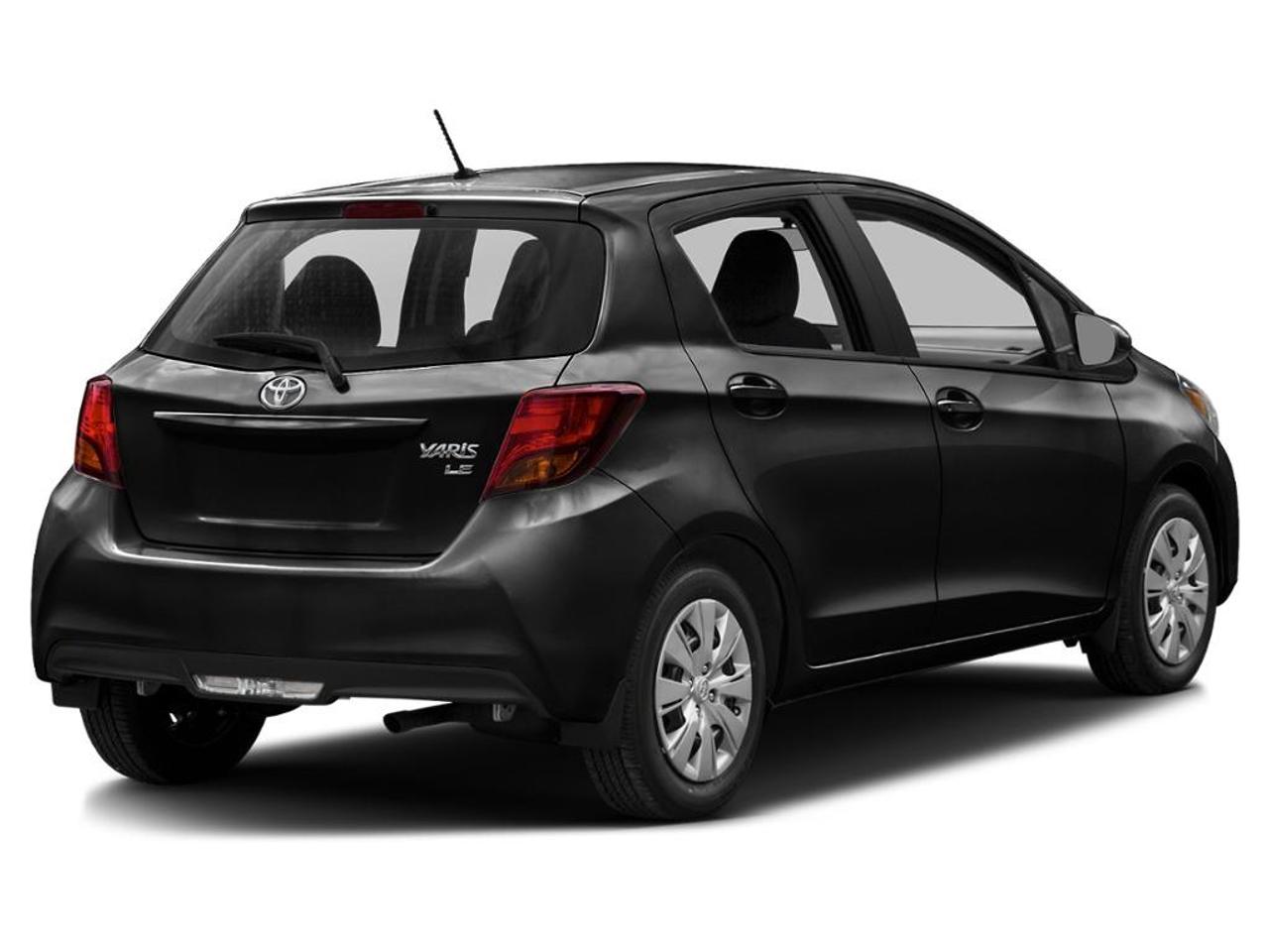 2015 Toyota Yaris LE Photo
