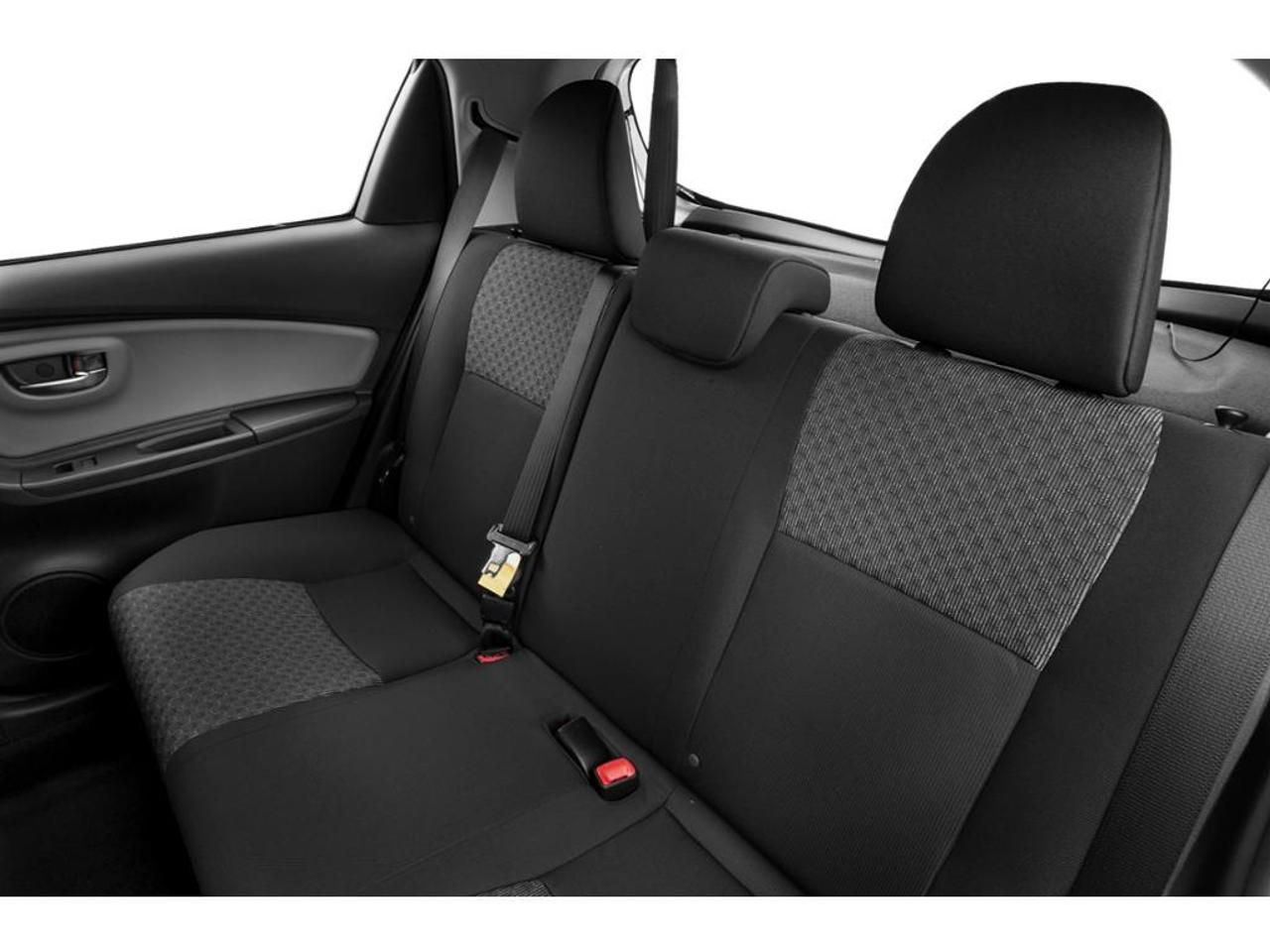 2015 Toyota Yaris LE Photo