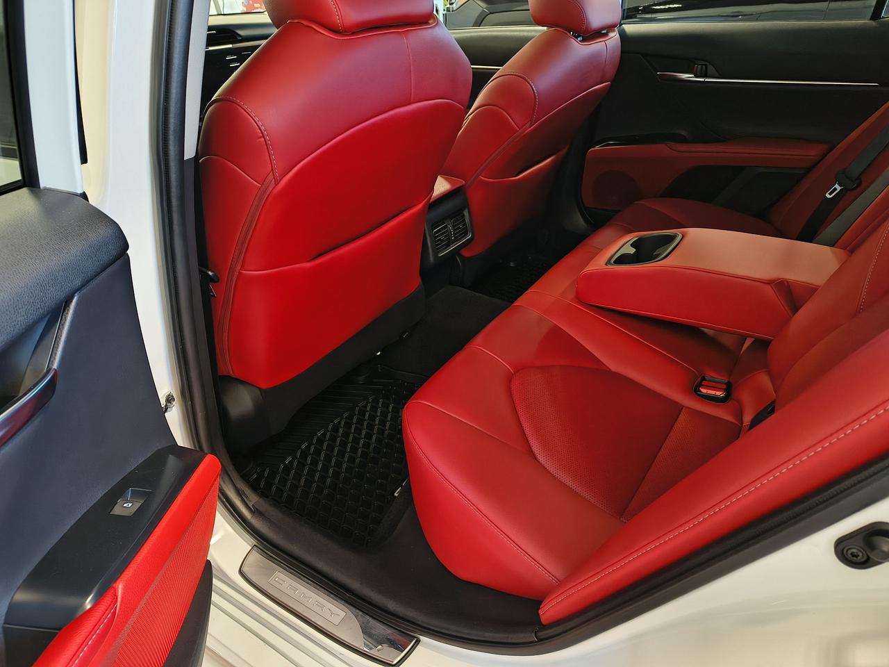 2020 Toyota Camry XSE Photo0