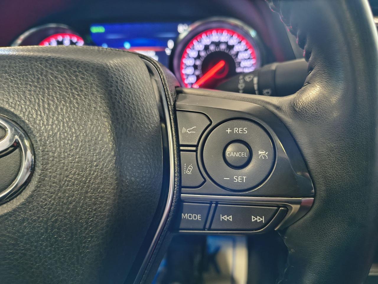 2020 Toyota Camry XSE Photo0