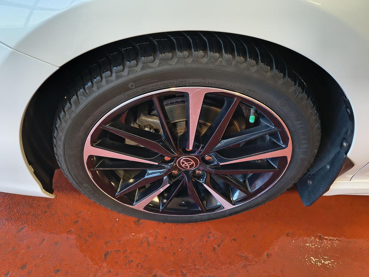 2020 Toyota Camry XSE Photo0