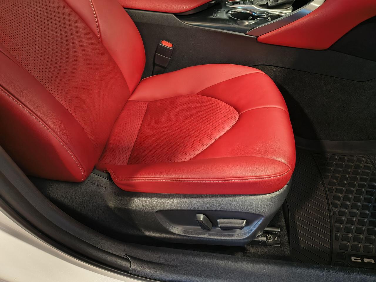 2020 Toyota Camry XSE Photo0