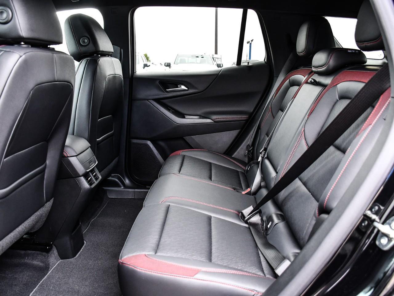 2027 Chevrolet Equinox RS Photo