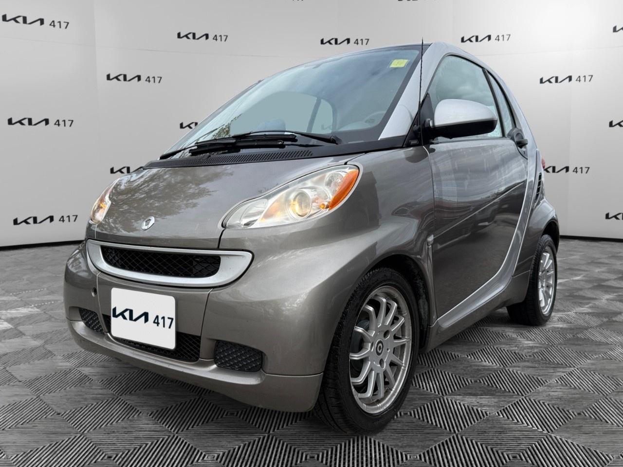 2011 Smart fortwo 2dr Cpe Passion Photo0