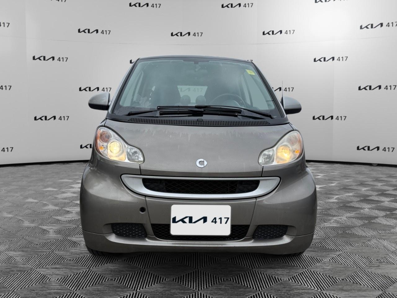 2011 Smart fortwo 2dr Cpe Passion Photo