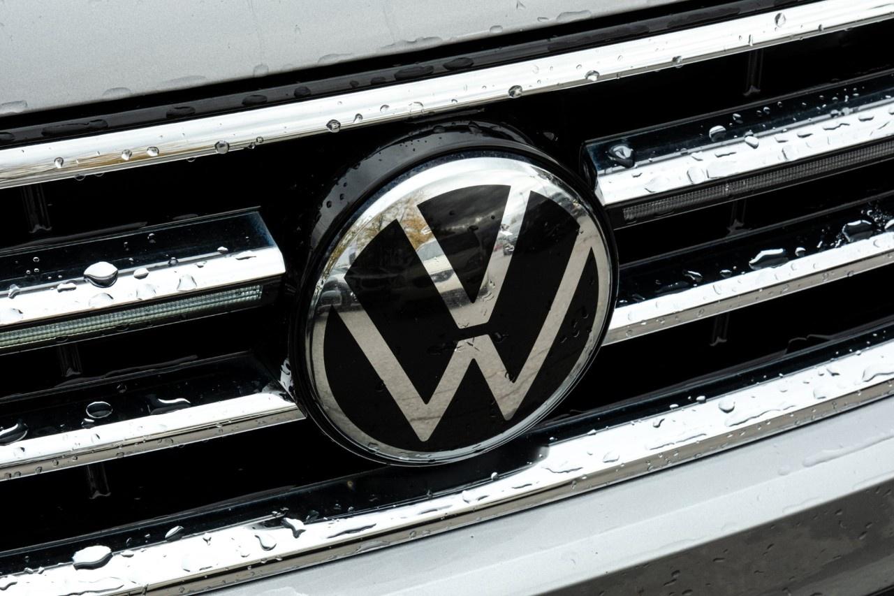 2024 Volkswagen Tiguan HIGHLINE R-LINE 4MOTION Photo