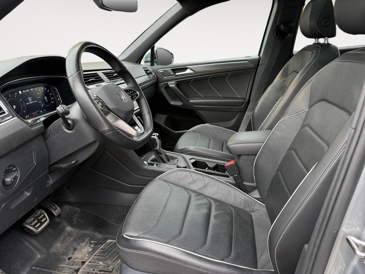 2024 Volkswagen Tiguan HIGHLINE R-LINE 4MOTION Photo