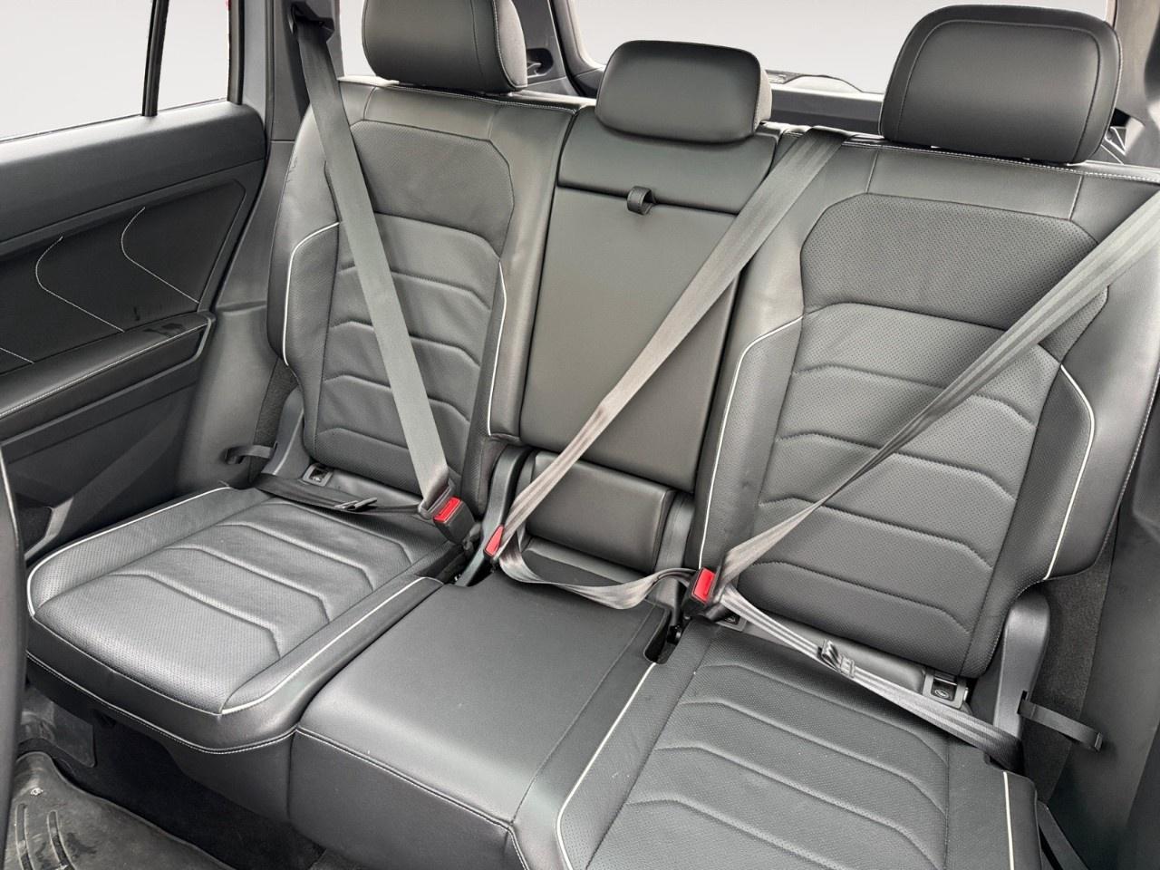 2024 Volkswagen Tiguan HIGHLINE R-LINE 4MOTION Photo