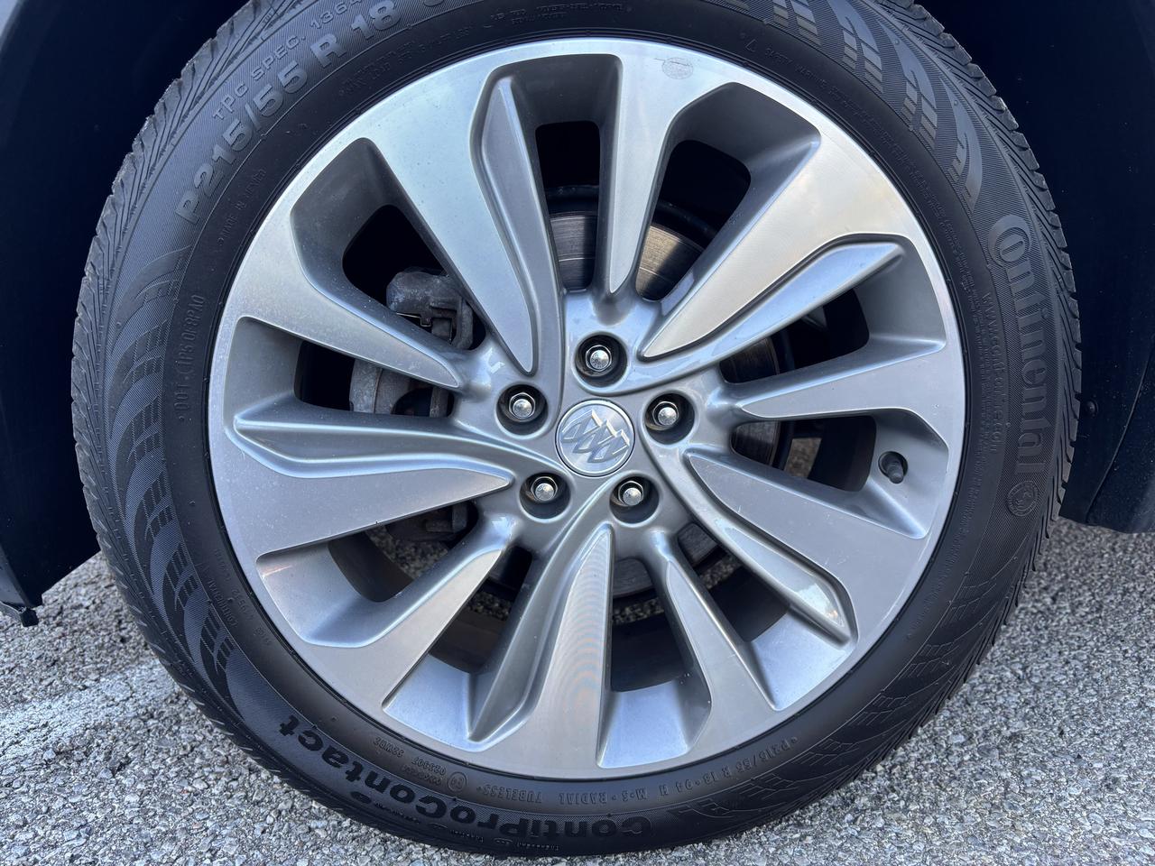 2019 Buick Encore Preferred ** CARPLAY, BACK CAM, POW. SEAT ** Photo