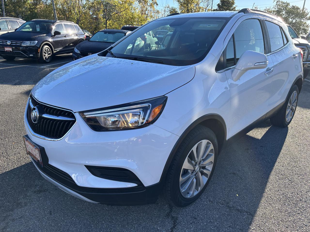 2019 Buick Encore Preferred ** CARPLAY, BACK CAM, POW. SEAT ** Photo