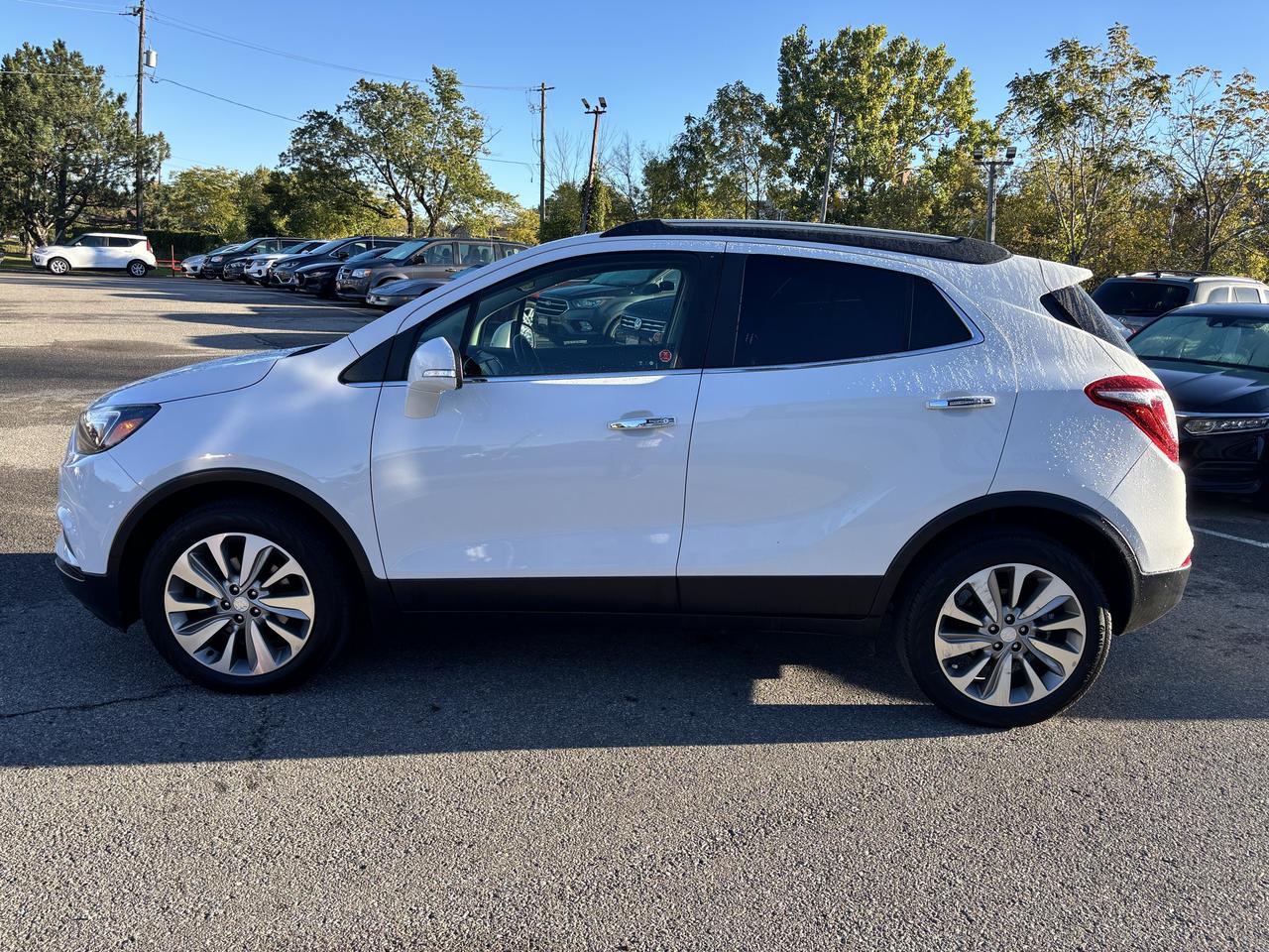 2019 Buick Encore Preferred ** CARPLAY, BACK CAM, POW. SEAT ** Photo3