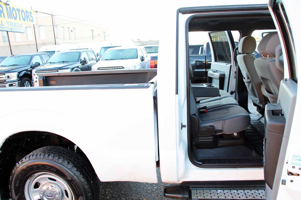 2015 Ford SUPER DUTY F-250 SRW XLT Photo